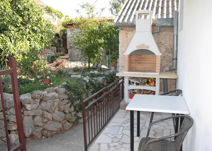 Marina-renovated House In Center